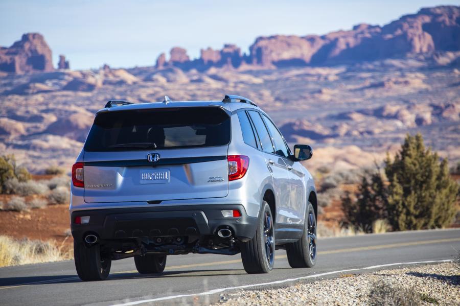  Honda Passport 2019 года  (фото 38 из 53)